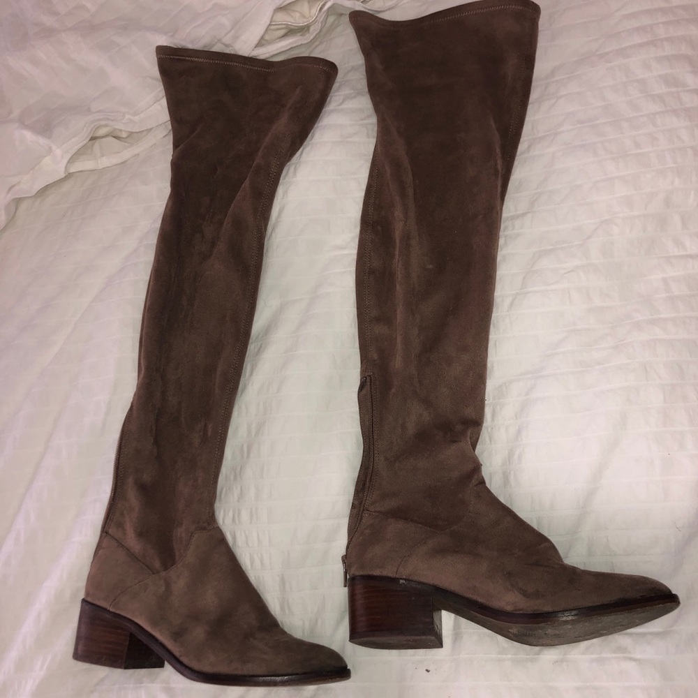 Knee-high suede boots